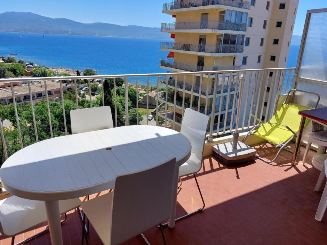Ajaccio Sanguinaires Appt 3P Pour 4 A 5 P Ttes Commodites Tt Confort A 300M De La Mer Et A 5 Mn Du Centre Ville エクステリア 写真